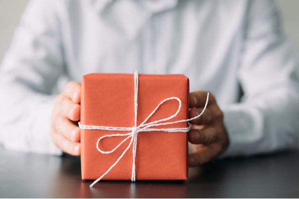 Examples of Corporate Gifting